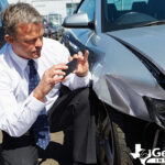 what does an insurance claims adjuster do